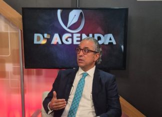 Video- Doctor Ramón de León Berras alerta sobre daños que causan a profesiones el intrusismo