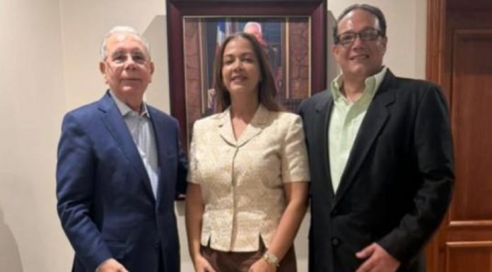 Aspirante presidencial del PLD intima a la JCE para frenar consulta interna por alegada ilegalidad