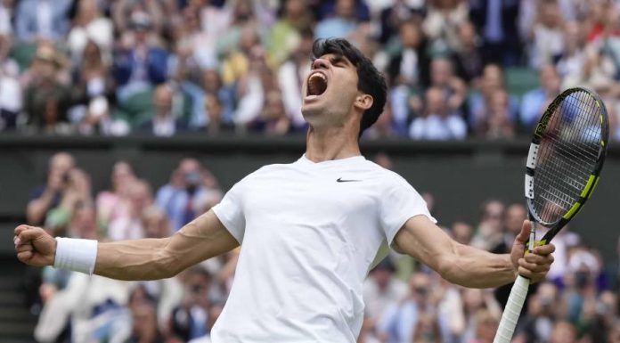 Alcaraz avanza a semifinales de Montecarlo tras ganar a Bublik y llega a los 300 triunfos en el circuito