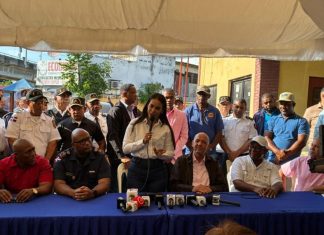 Alcaldesa Betty Gerónimo advierte sobre acciones legales contra contratistas por obras inconclusas en SDN