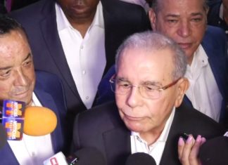 Danilo desmiente colocara en la mesa tema de la reforma fiscal durante diálogo con el Gobierno