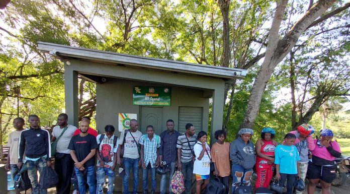 Ejército apresa en interior de yipeta 17 haitianos indocumentados en operativo en Santiago Rodríguez