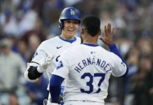 Dodgers desatan ofensiva en Toronto con jonrones de Ohtani y Teóscar