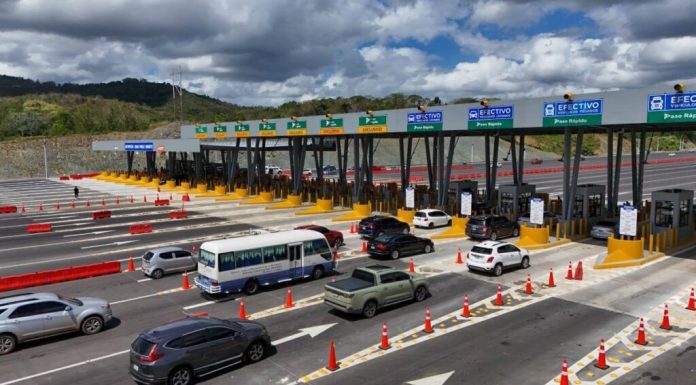 Semana Santa 2026 rompe récord histórico de tránsito vehicular: más de 891,000 vehículos han cruzado los peajes en tres días