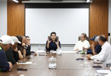 Wellington Arnaud verifica con comité de veeduría avances de construcción alcantarillado sanitario en Licey al Medio