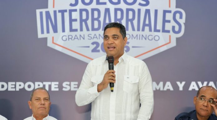 Ministro Cruz anuncia Juegos Interbarriales de Baloncesto en el Gran Santo Domingo