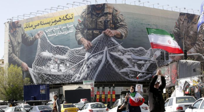 Irán permitirá el paso seguro a través de Ormuz durante dos semanas