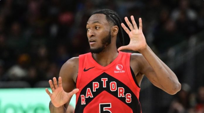 Immanuel Quickley llega a playoffs de la NBA entre algodones