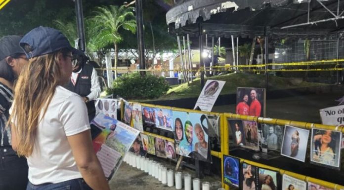 Reportaje- Primer aniversario tragedia Jet Set fue una catarsis de llantos, oraciones y exigencia de justicia