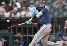 Junior Caminero le cumple a su madre y rescata a Tampa