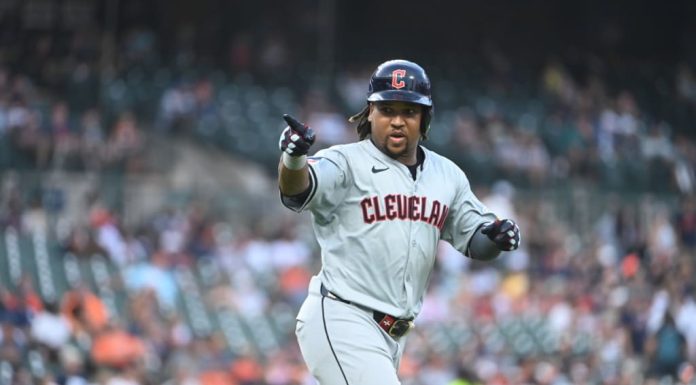 José Ramírez hace historia: conecta jonrón ante los 29 equipos de Grandes Ligas Béisbol