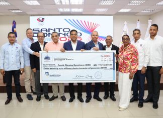Ministro Kelvin Cruz entrega RD$178 millones más al COD para preparación de atletas