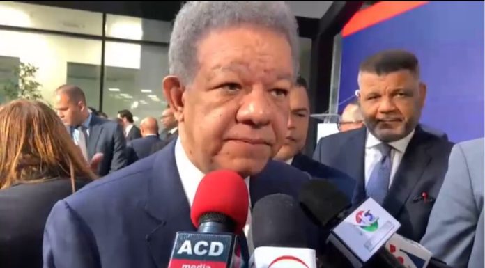 Leonel Fernández recibirá el miércoles comisión del Gobierno que le explicará convocatoria a diálogo a propósito de crisis global