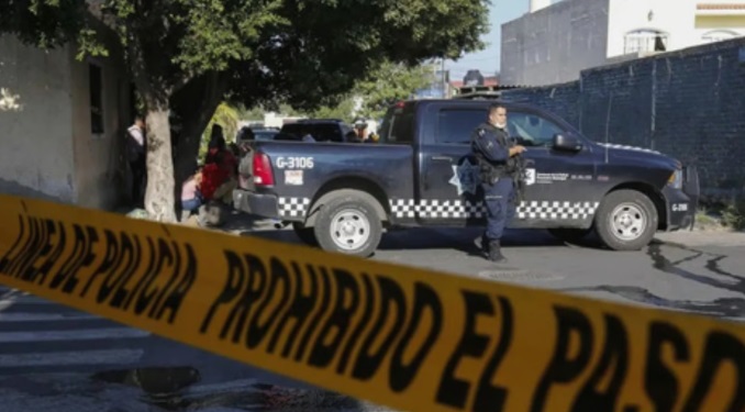 Seis muertos y varios heridos tras ataque armado durante bloqueo de carretera en el estado de Chiapas, México