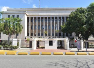 Ministerio de Educación suspende docencia para este jueves en Puerto Plata y Espaillat por alerta roja