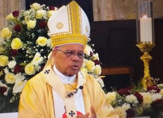 «Los gobiernos buscan las guerras como signo de desarrollo y de poder» afirma Arzobispo Ozoria