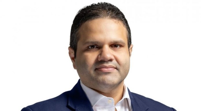 Richard Medina: “Efectos de medidas tomadas por Fitch Raiting son muy preocupantes y pondría en jaque a RD”