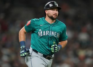 Raleigh define con hit de oro y Marineros dejan en el terreno a los Yankees