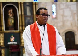 Sacerdote condena corrupción partido tras partido, gobierno tras gobierno