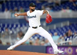 Sandy Alcantara lanza blanqueada de 93 lanzamientos y Marlins vencen 10-0 a Medias Blancas