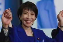 Takaichi dice que Japón tiene asegurado el suministro de petróleo hasta el año que viene