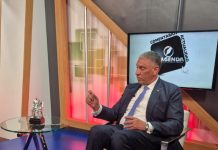 Video- Vásquez aclara el tema de apresamientos y deportaciones por parte del ICE; lo maneja la embajada