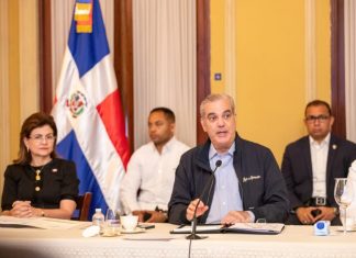 Presidente Abinader dice que la prioridad del Gobierno es salvar vidas, proteger las propiedades y preservar las infraestructuras; llama a la población a evitar zonas de riesgo