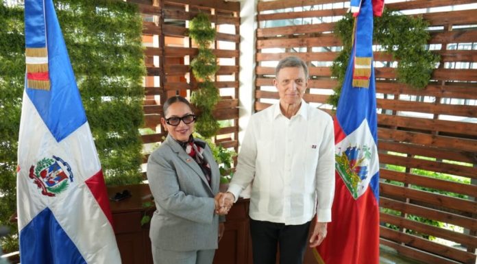 República Dominicana y Haití acuerdan reabrir espacio aéreo a partir de mayo
