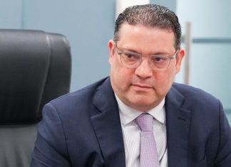Gobierno continuará consultas ante impacto de crisis internacional; anuncia nueva reunión el lunes