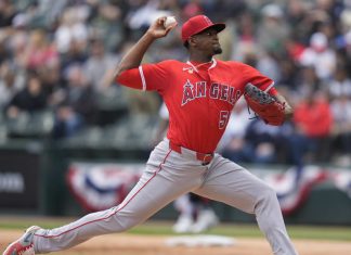Soriano domina y firma histórico inicio con efectividad de 0.24
