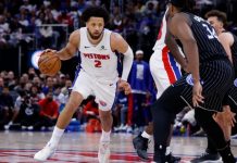 Un tercer cuarto brillante apaga las alarmas en Detroit contra los Magic