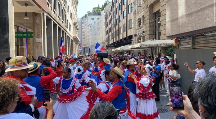 Video – Milano vive histórica Parada Dominicana en Italia 2026