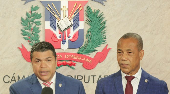 Diputado Tobías Crespo llama al Gobierno usar mayoría en el Congreso Nacional para aprobar proyectos que beneficien a la población