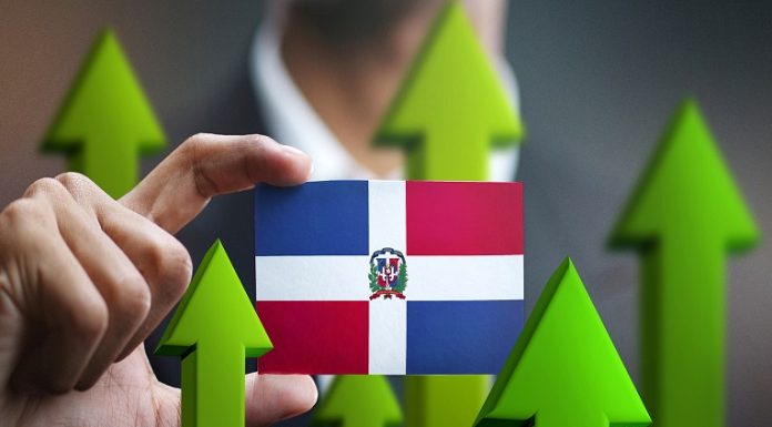 Gobierno destaca que la tasa de pobreza monetaria bajó 2.9 puntos este año con respecto a 2025