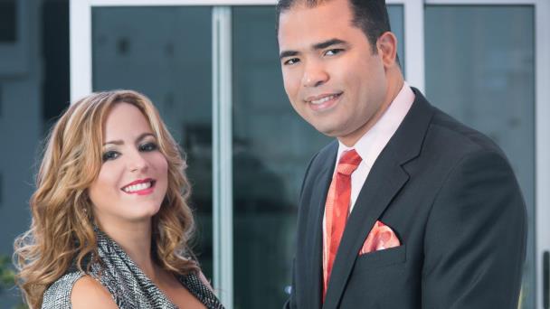 Esposo de comunicadora Sarah Pepén denuncia que fue golpeado y estrangulado durante desalojo