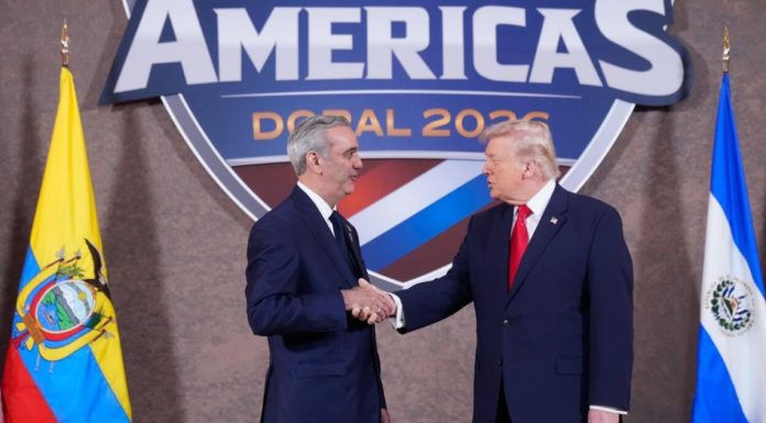 Donald Trump elogia a Luis Abinader y destaca labor de embajadora Leah Campos