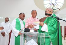 Fenatrano y rutas afiliadas entregan un millón de pesos para reparar y modernizar campanario de Iglesia San Juan Bautista de Bayaguana, Monte Plata